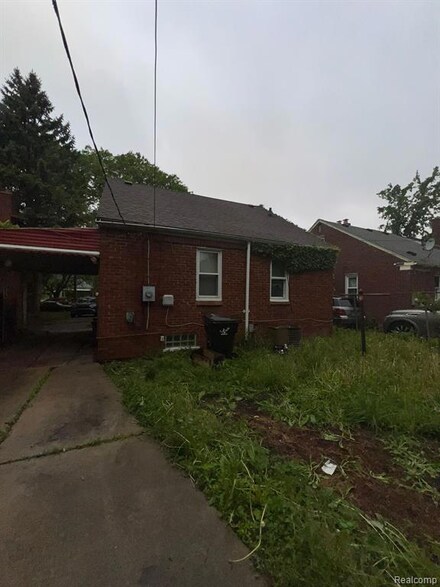 20258 Fairport St, Detroit, MI 48205