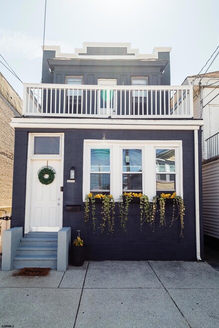 6514 Winchester Ave, Ventnor City, NJ 08406