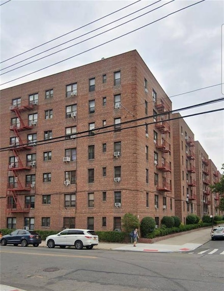 2400 E 3rd St Unit 40, Brooklyn, NY 11223