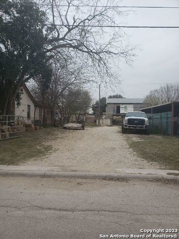 1334 Fenfield Ave, San Antonio, TX 78211