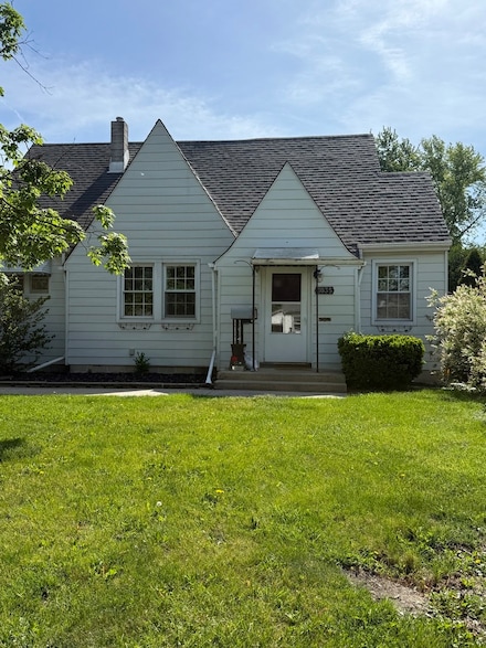 3035 Peoria St, Steger, IL 60475