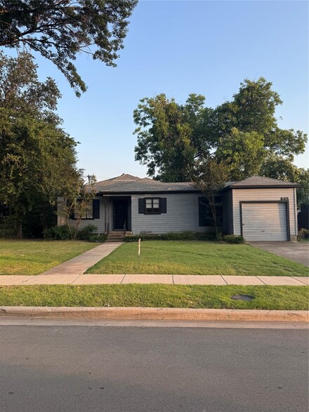 3648 Linda Dr, Dallas, TX 75220