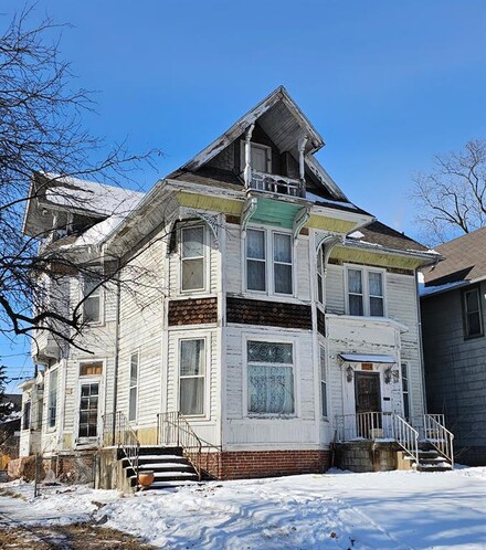 1724 9th St, Des Moines, IA 50314