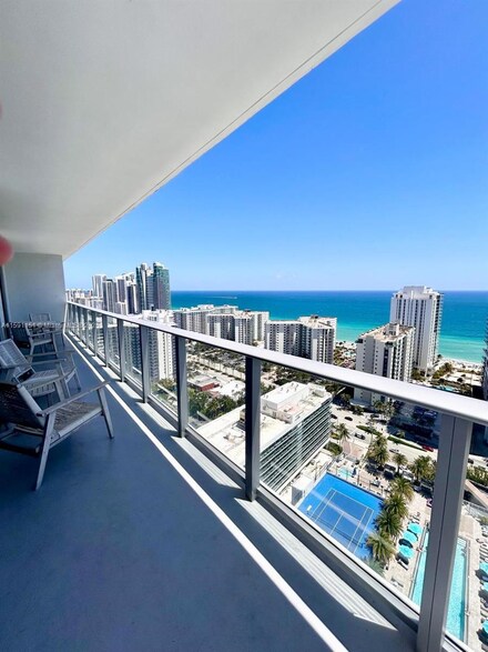 4010 S Ocean Dr Unit R2407, Hollywood, FL 33019