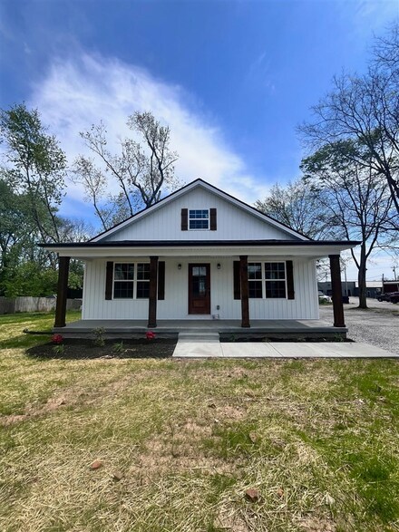 110 Pearl St, Auburn, KY 42206