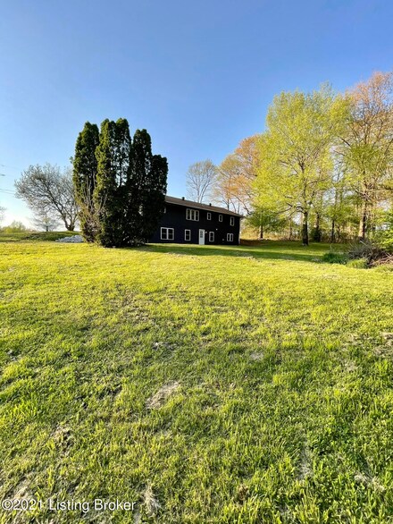 160 Glenwood Dr, Glendale, KY 42740