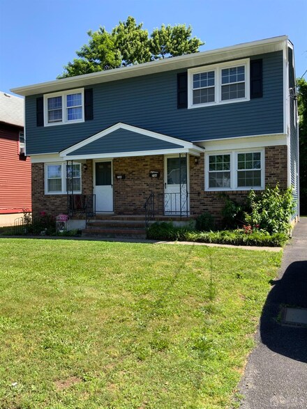 706-708 Mountain Ave, Middlesex, NJ 08846