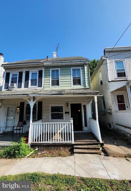 865 South St, Pottstown, PA 19464