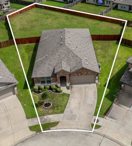 735 Desert Pea Ln, Arcola, TX 77583