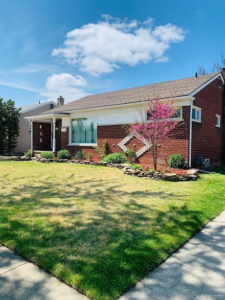 18722 Koester St, Riverview, MI 48193