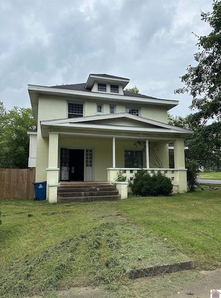 632 S 8th St, Mayfield, KY 42066
