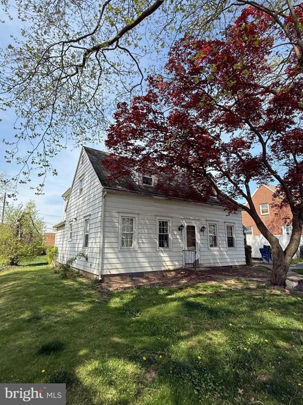 110 S Arlington Ave, Harrisburg, PA 17109