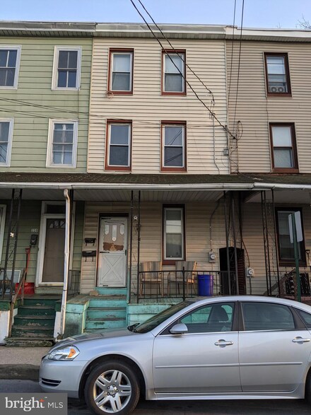 218 Washington St, Hamburg, PA 19526