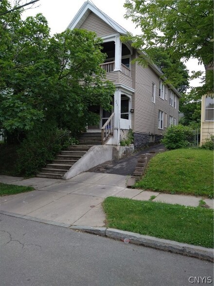 261 Tennyson Ave Unit 63, Syracuse, NY 13204