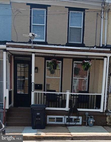 806 E 8th St, Wilmington, DE 19801