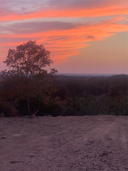 1082 Kingsley Ct, Weatherford, TX 76087