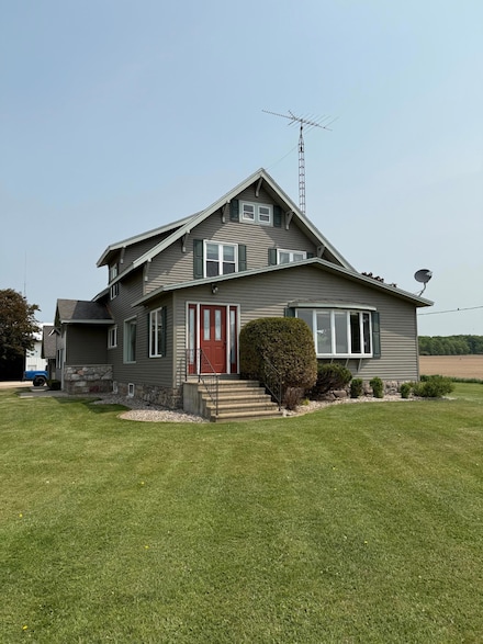 W8132 Cth O, Bryant, WI 54409