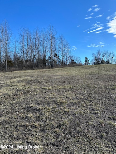5501 Farmhouse Dr, Crestwood, KY 40014