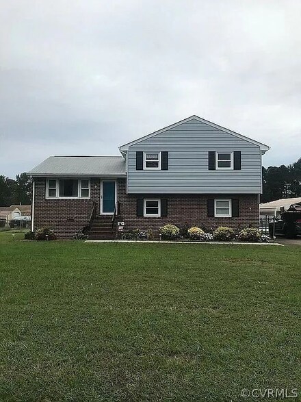 2608 Maury Rd, Petersburg, VA 23805