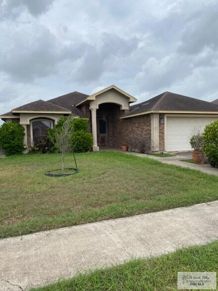 7344 Highland Pine St, Brownsville, TX 78526