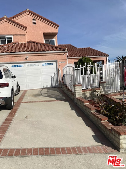 14034 Badger Ave, Sylmar, CA 91342