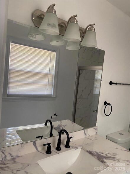 5525 Amity Place, Charlotte, NC 28212