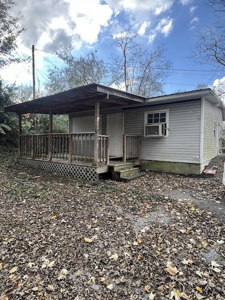 1206 Parker St Unit 1208, Columbia, TN 38401