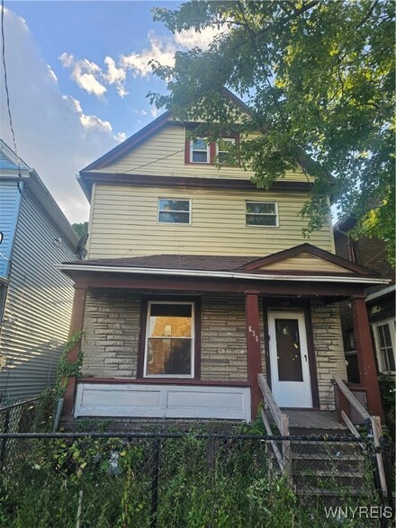 630 20th St, Niagara Falls, NY 14301