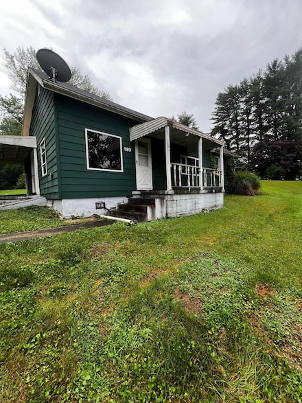 9894 Salem Hollow Rd SE, New Straitsville, OH 43766