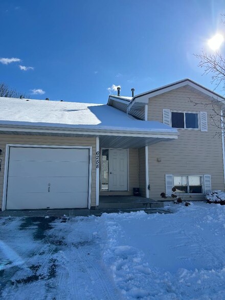 6258 Magda Dr Unit C, Maple Grove, MN 55369