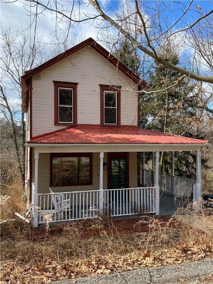 635 Beaver Ave, Turtle Creek, PA 15145