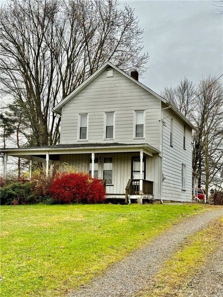 2597 Leesburg Grove City Rd, Volant, PA 16156