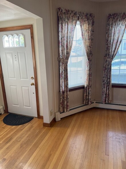 60 Prospect St Unit 1, Bellingham, MA 02019