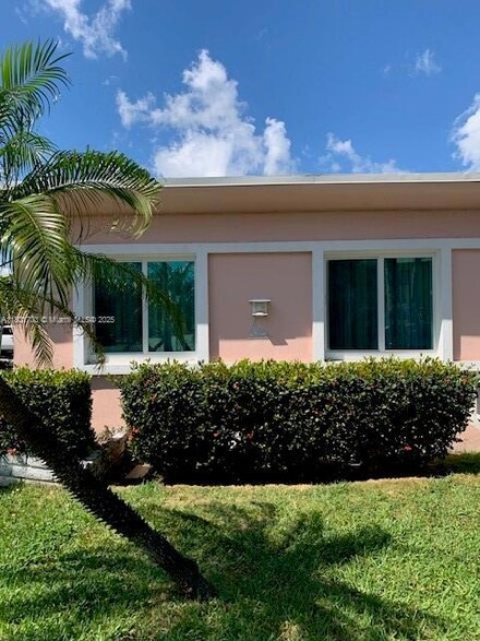1785 Calais Dr Unit 6, Miami Beach, FL 33141