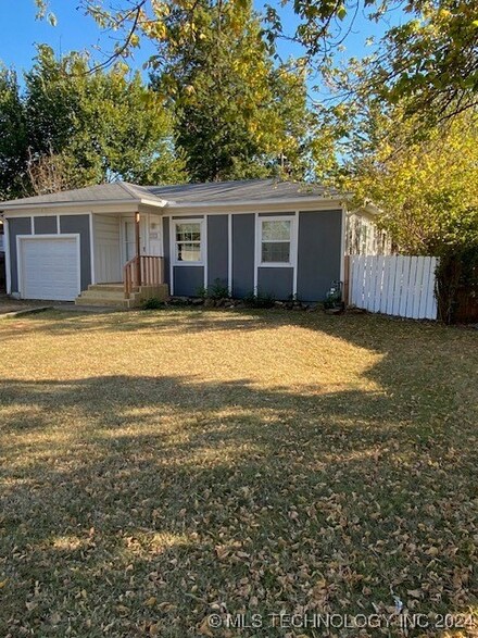 301 E Greeley St, Broken Arrow, OK 74012