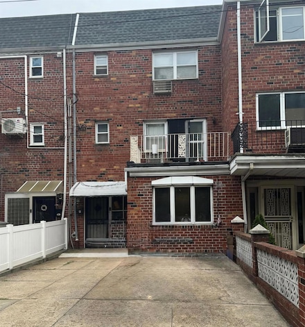 62-56 71st St, Middle Village, NY 11379