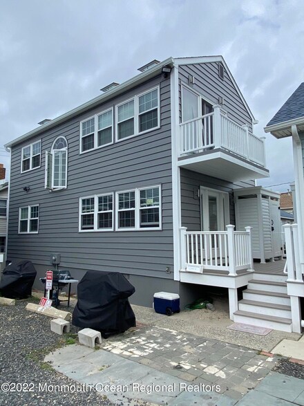 144A Ocean Ave, Point Pleasant Beach, NJ 08742