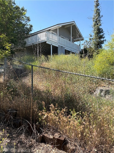 22555 Fern Ann Falls Rd, Chatsworth, CA 91311
