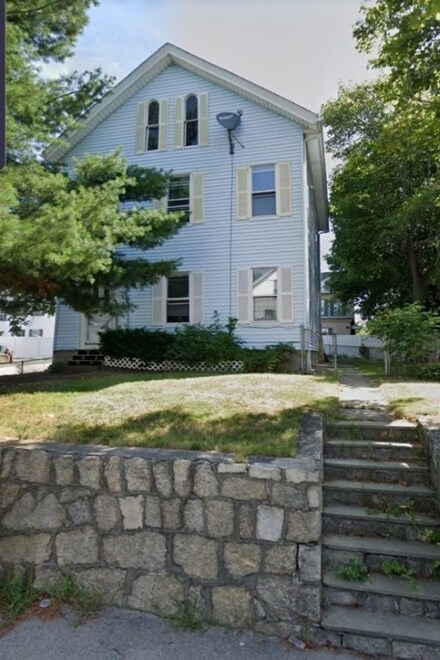 251 High St, Cumberland, RI 02864