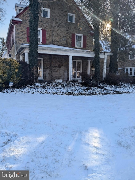7009 Lincoln Dr, Philadelphia, PA 19119