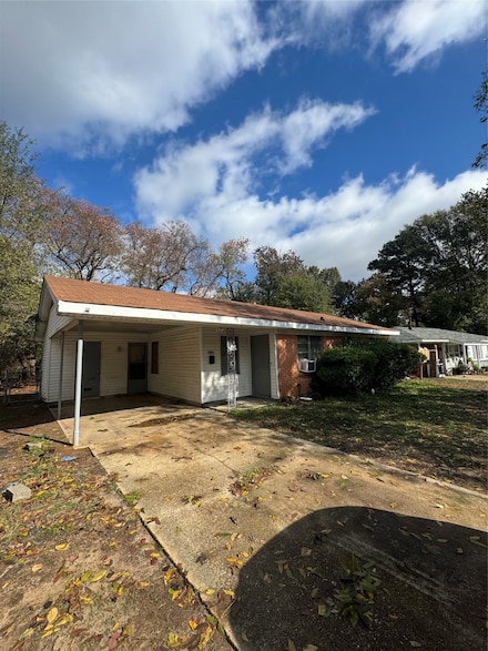 2624 Lola Ln, Shreveport, LA 71118