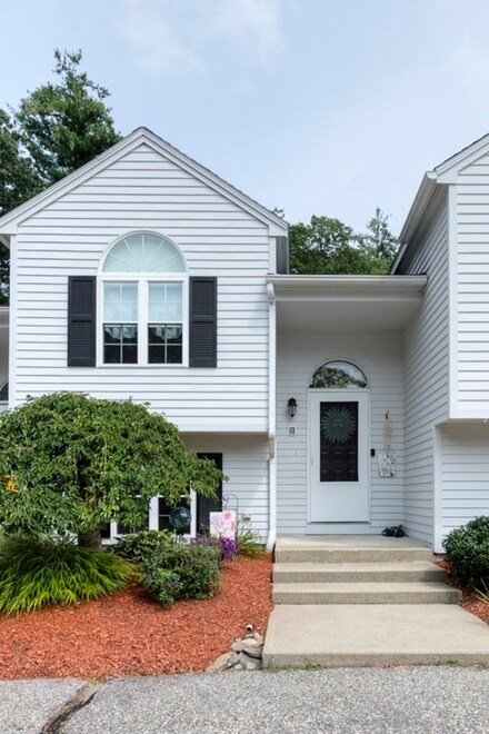 107 Riverview Place Unit B, Southbridge, MA 01550