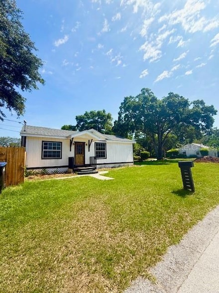 2215 Vine St, Orlando, FL 32806
