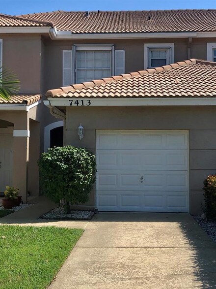 7413 Smithbrooke Dr, Lake Worth, FL 33467