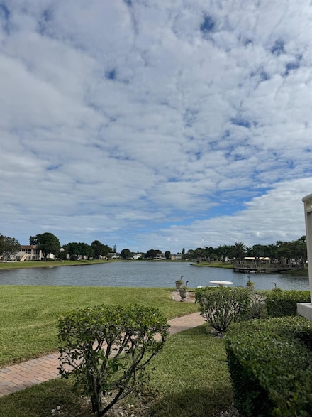 387 Chatham S, West Palm Beach, FL 33417