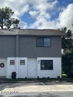 148 W Sandalwood Ct, Daytona Beach, FL 32119