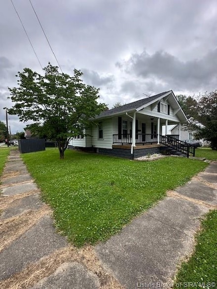 291 N Washington St, Scottsburg, IN 47170