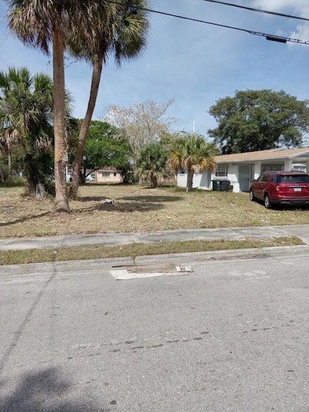 807 N 22nd St, Fort Pierce, FL 34950