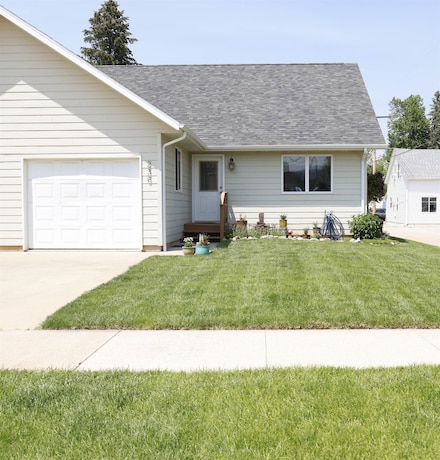 230 W Michigan St, Spearfish, SD 57783