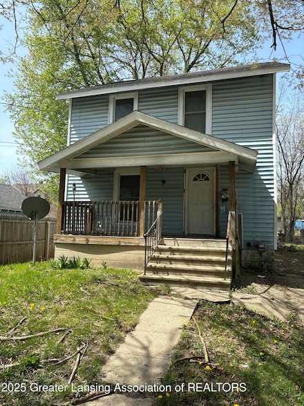 911 Farrand St, Lansing, MI 48906